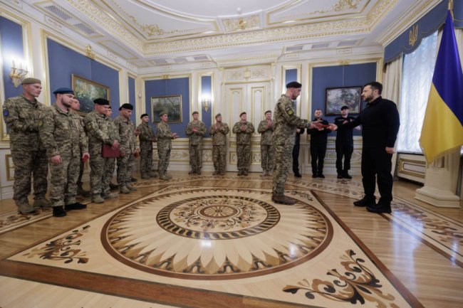 Президент вручив орден підполковнику волинської бригади. ФОТО