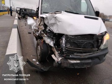 ДТП на мосту у Луцьку: поліція розповіла деталі. ФОТО