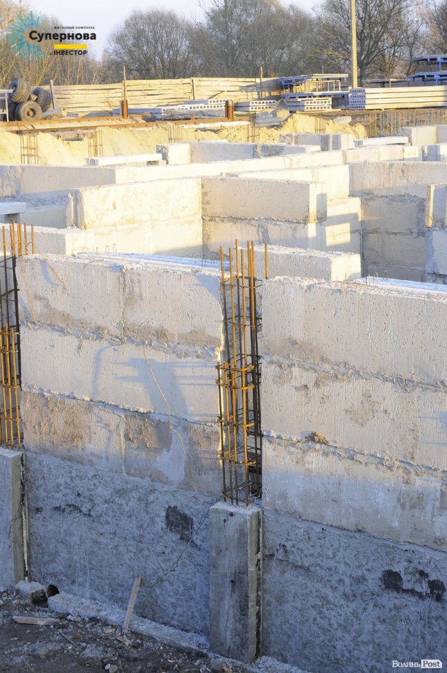 Звіт з будівництва ЖК «Супернова»: у четвертому будинку встановлюють вікна*