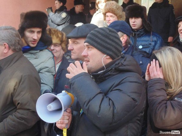 У Луцьку - пікет міліції. ФОТО. ВІДЕО
