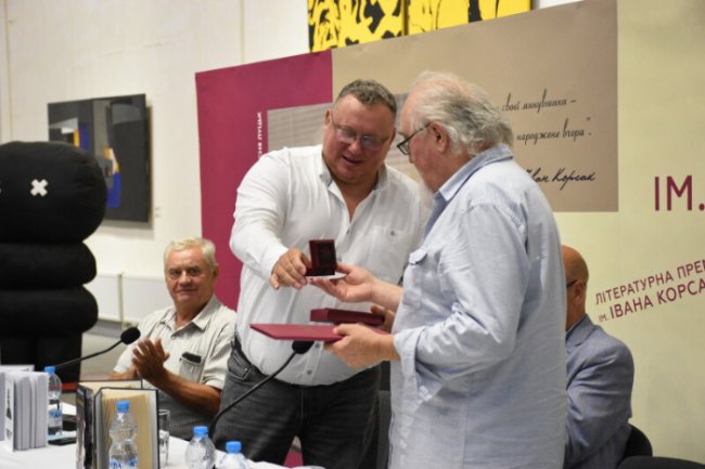 У Луцьку вручили значиму літературну премію автору найкращого українського історичного роману