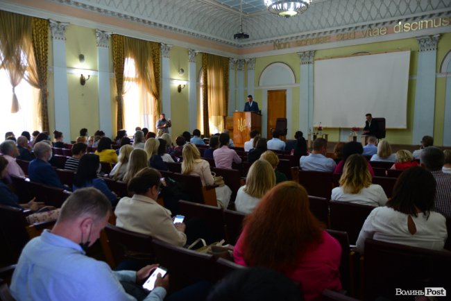 «Ви створюєте стратегію, я – шукаю фінанси на її втілення», – Ігор Палиця до трудового колективу ВНУ ім. Лесі Українки