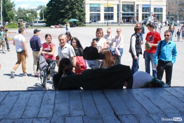 У Луцьку «поховали Путіна». ФОТО