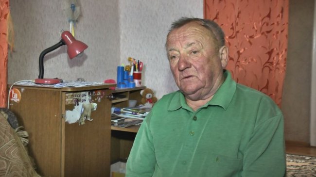 Довгожителька з Волині показала шлюбну сукню, яку зберігає 83 роки