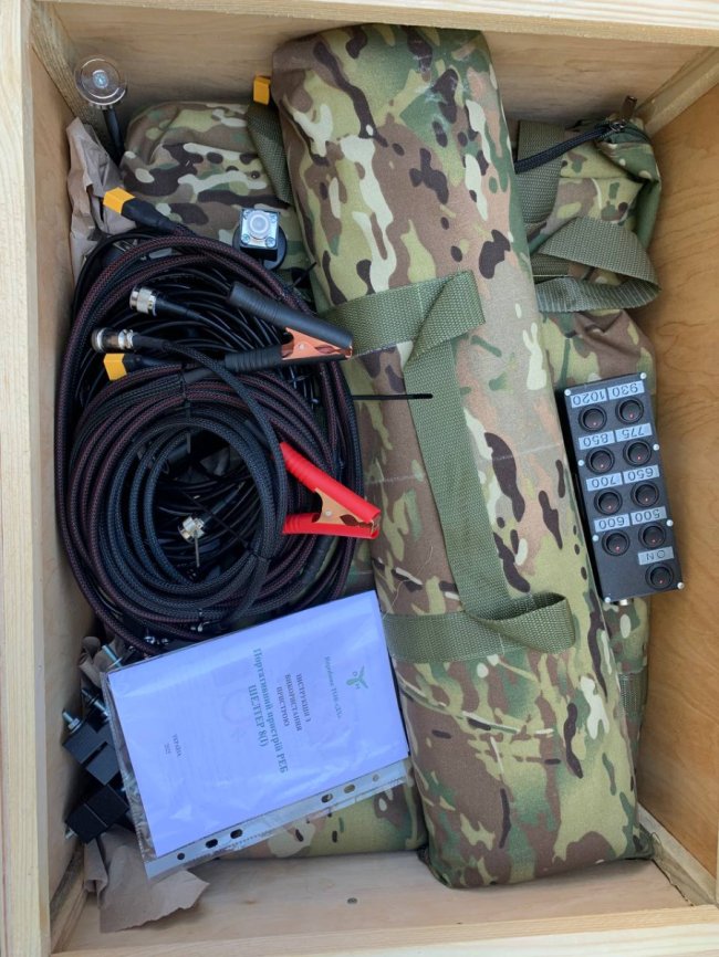 Луцька громада передала для воїнів модеми Starlink та зарядні станції