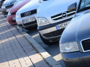 В Україні вводять електронну систему розмитнення «євроблях»