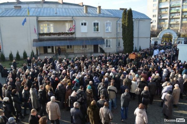 У Луцьку прощалися з бійцем 51-ої бригади. ФОТО. ВІДЕО