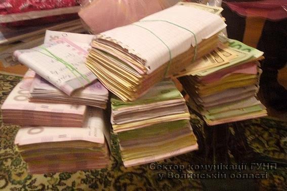 На Волині ліквідували цех з виготовлення фальсифікованого алкоголю. ФОТО