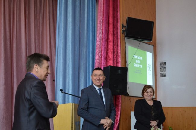 У ковельських школах дітей навчать сортувати сміття