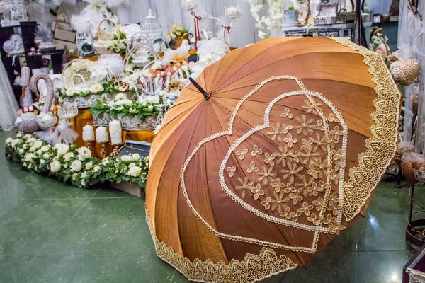 У ТЦ «Ювант»  –  чесні знижки  до 70%*