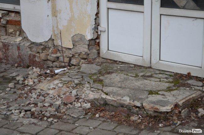 Нетуристичний Луцьк, або Що ховають під стінами замку Любарта. ФОТО