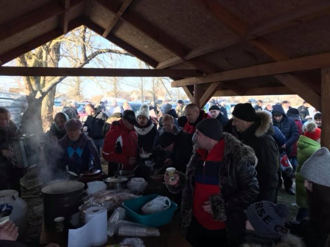 Депутат показав, як у селі на Волині Водохреще святкували