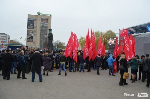 «Порошенківський» концерт у центрі Луцька. ФОТО