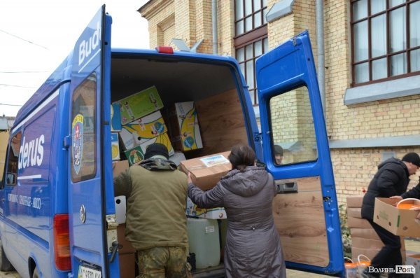 З теплом та любов’ю: із Луцька на передову відправили смачні гостинці