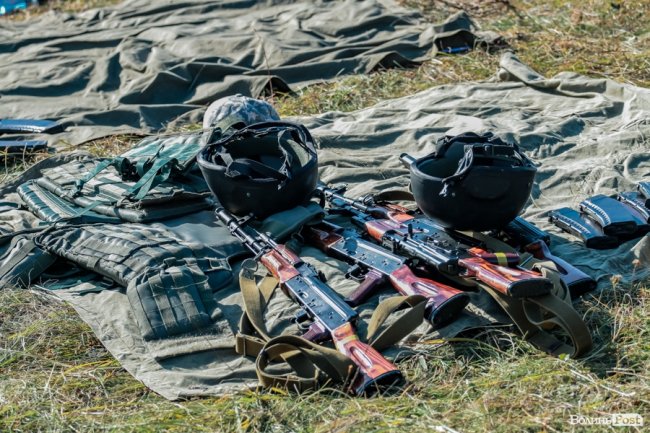 Зі стрільбами та кулішем: як на Волині відзначали День бійця тероборони. ФОТО