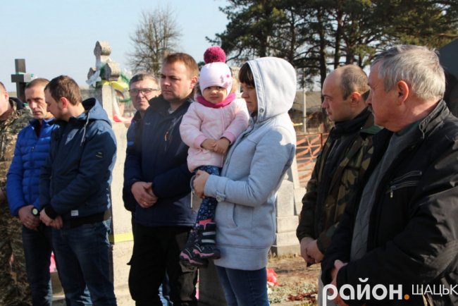 Пам'ять не згасає: на Волині вшанували загиблого Героя. ФОТО