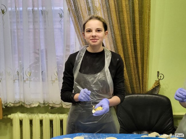 Невтомні: як подвір'я лучан Наталки та Володимира Грушок стало волонтерським центром