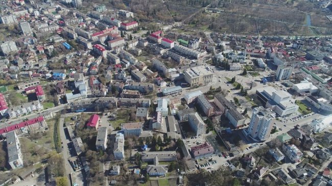 Весняний Луцьк з висоти пташиного польоту. ФОТО