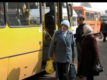 У місті на Волині відновлюють пільгові перевезення 