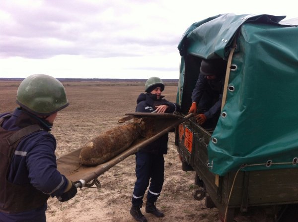 На Волині ліквідували 100-кілограмову бомбу. ФОТО