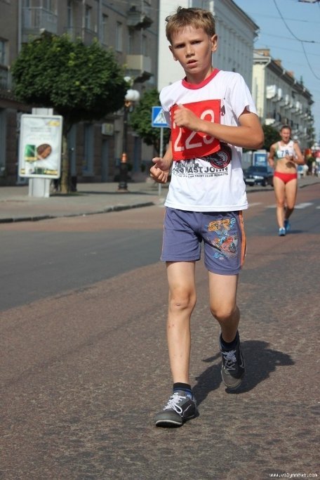 Відбулися змагання зі спортивної ходьби «Луцька десятка»