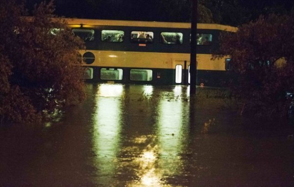 Як тонуло канадське Торонто. ФОТО