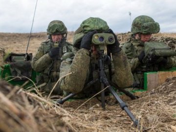 Білорусь перекидає війська на кордон України