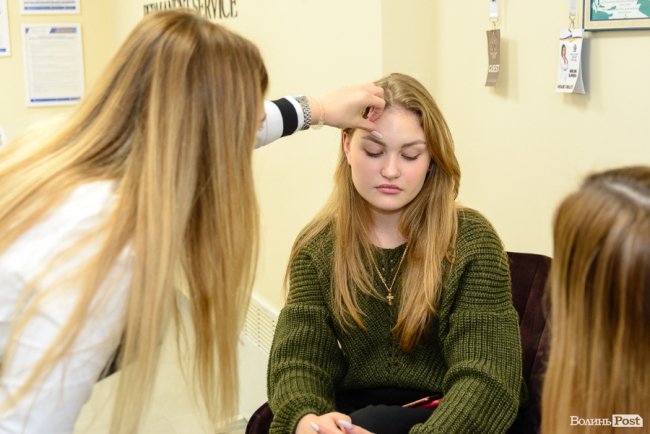 Що таке перманентний макіяж, кому і як його робити: відповіді на усі питання від чемпіонки світу з Луцька*