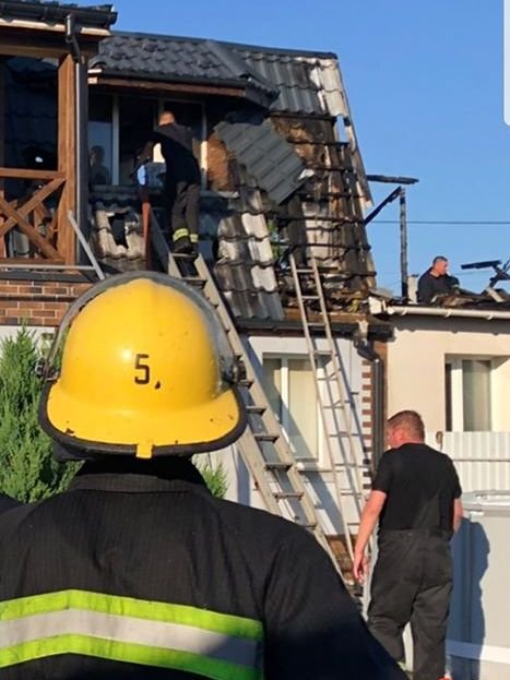 Вогонь знищив помешкання та майно: просять допомогти родинам з Волині, в яких згорів будинок 