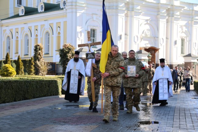 У Луцьку попрощалися з воїном Олександром Кругліковим