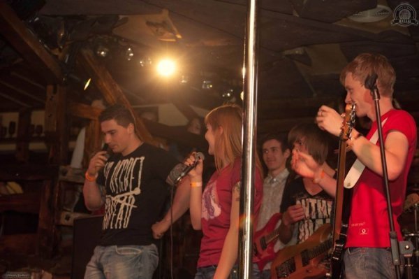 Як луцька рок-школа «знищувала попсу». ФОТО