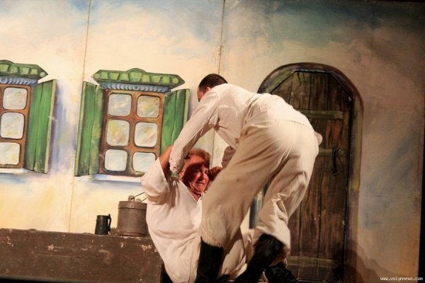 «Кайдашева сім’я» з Дніпропетровська «переїхала» в Луцьк. ФОТО. ВІДЕО