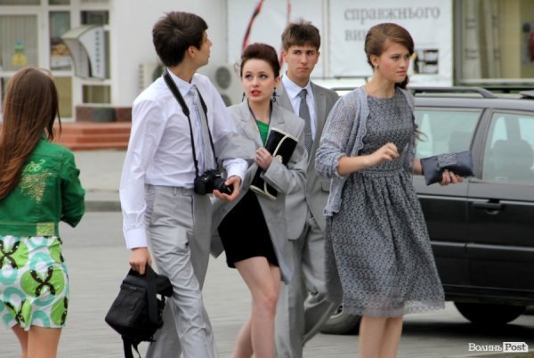 Луцьк відгуляв шкільні випускні. ФОТО