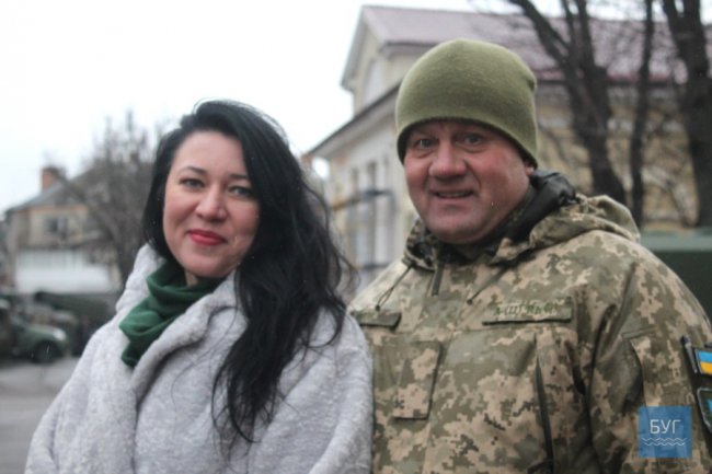 Нагороди, вітання та сльози щастя: у Володимирі урочисто зустріли воїнів 14-ї бригади. ФОТО. ВІДЕО