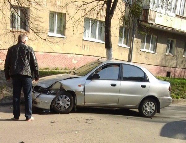 Вранці ДТП чи поїздка на роботу? ФОТО