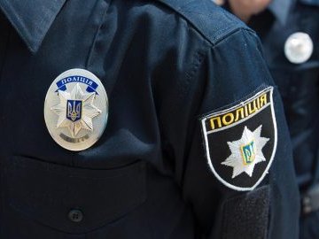 Волинянин на Opel травмував поліцейського