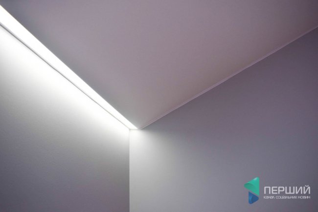 Мансарда – це красиво: як зробити похилу стелю в домі*