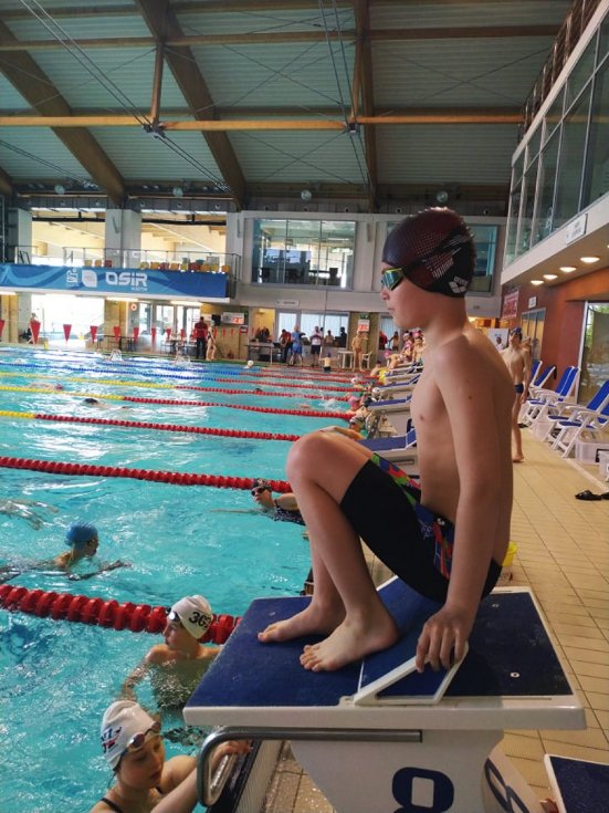 Юний плавець з Луцька привіз зі змагань в Польщі 6 золотих медалей. ФОТО