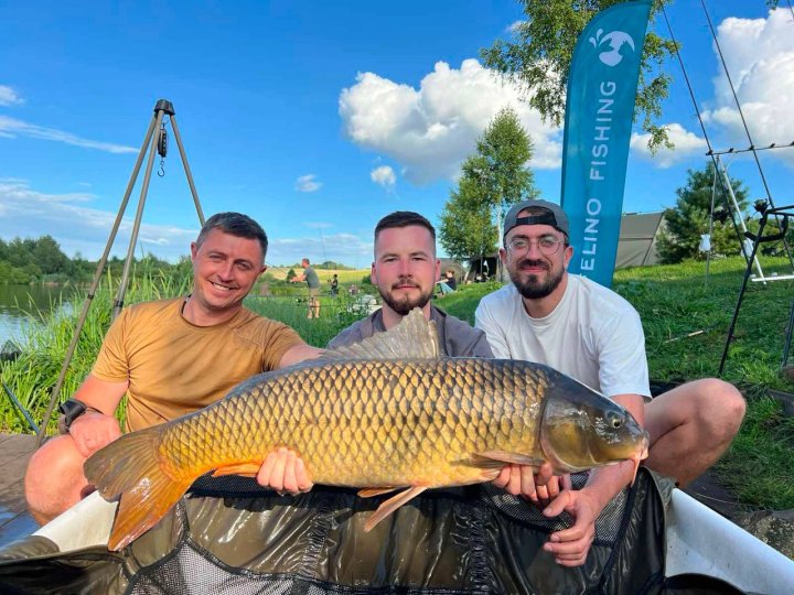 266 кг за дві доби: луцькі рибалки встановили рекорд на Carp Catchers. ФОТО