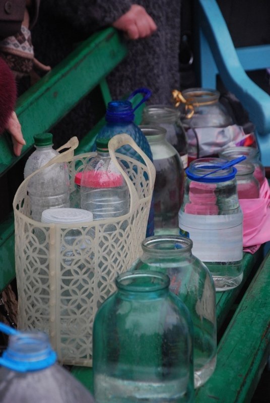 У луцькій церкві святять воду. ФОТО