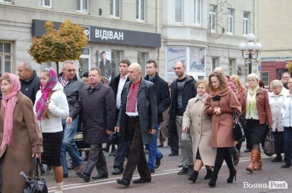 У Луцьку молилися за українську владу і вступ до ЄС. ФОТО 