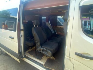 Через «Устилуг» волинянин хотів незаконно ввезти техніку Apple вартістю 450 тисяч. ФОТО