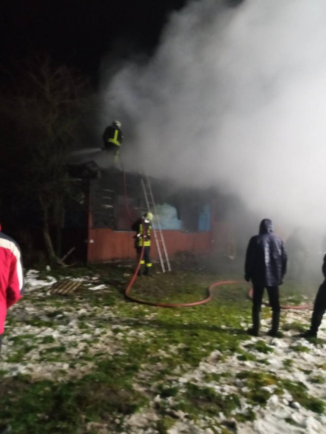 На Волині під час пожежі будинку загинула 76-річна жінка