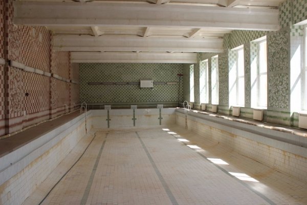 Луцькі школяри відвідуватимуть басейн за мільйон. ФОТО