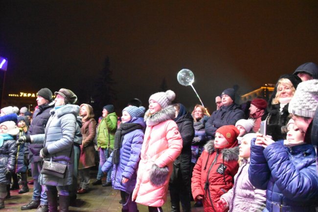 Як лучани колядували з відомими гуртами. ФОТО