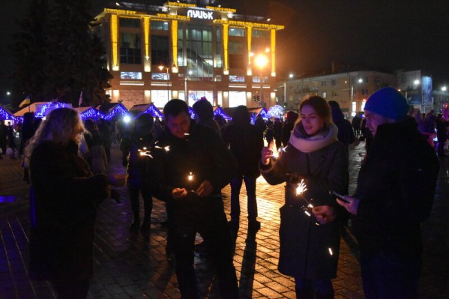 Як лучани колядували з відомими гуртами. ФОТО