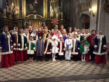 Як юні волиняни колядували у Європі. ФОТО