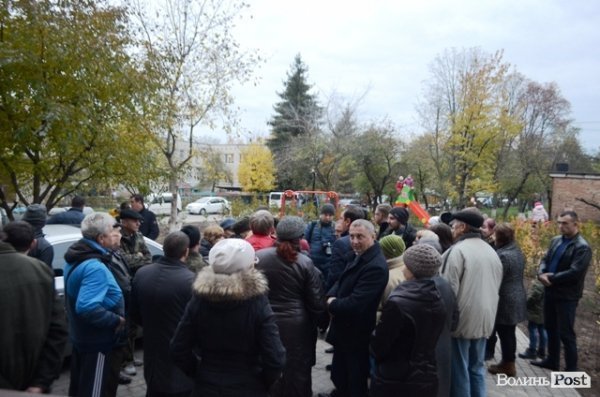 Як луцький депутат виконує свої обіцянки. ФОТО