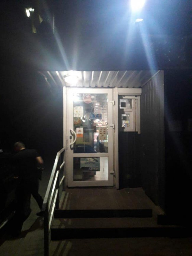 Луцькі муніципали виявили нічні «алкогольні» точки