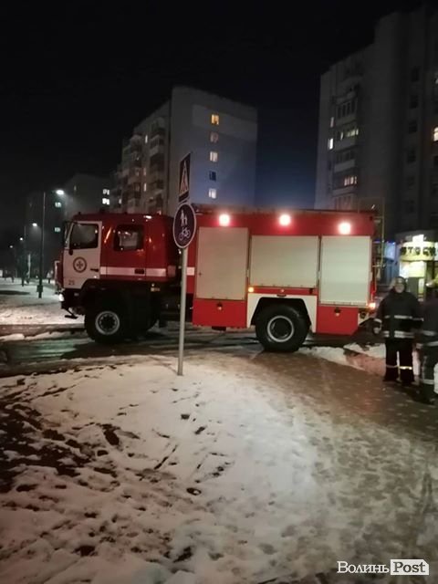 У Луцьку на Соборності «горіла» піцерія. ФОТО